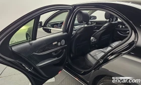 Mercedes-Benz E 300 E300 4MATIC Avnatgarde, снимка 16