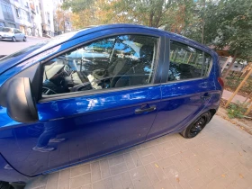 Hyundai I20, снимка 9