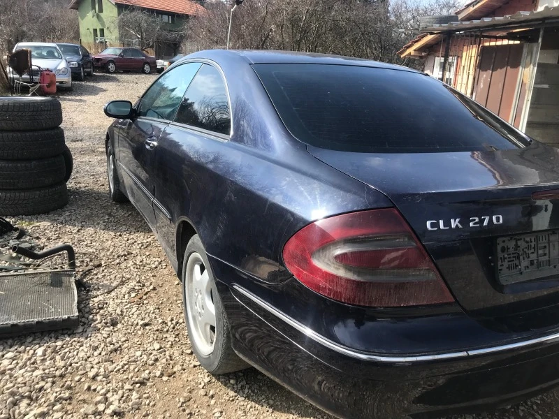 Mercedes-Benz CLK 2.7 CDI Автомат, снимка 4 - Автомобили и джипове - 39858414