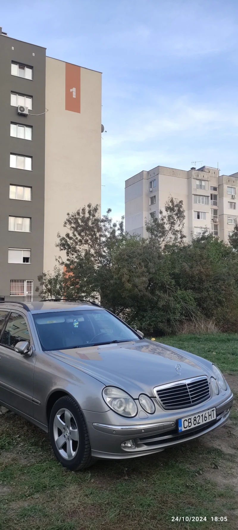 Mercedes-Benz E 320 САМО НА ЗАДНО - ГАЗ, снимка 3 - Автомобили и джипове - 47855347