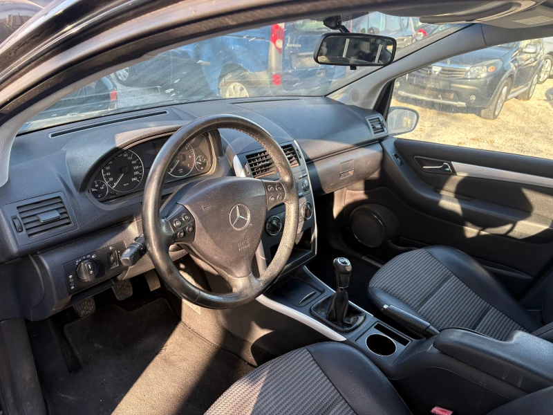 Mercedes-Benz A 150 i/avangarde, снимка 5 - Автомобили и джипове - 48100247