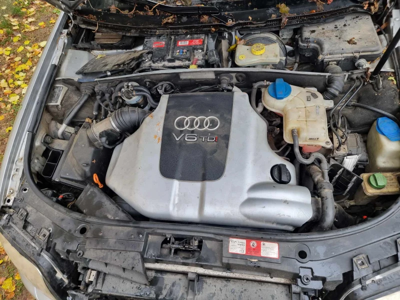 Audi A6 2.5 TDI 180hp/Навигация, снимка 3 - Автомобили и джипове - 48452394