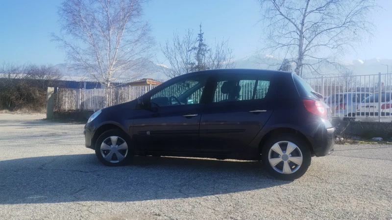 Renault Clio 1, 5 дци, снимка 4 - Автомобили и джипове - 48555362