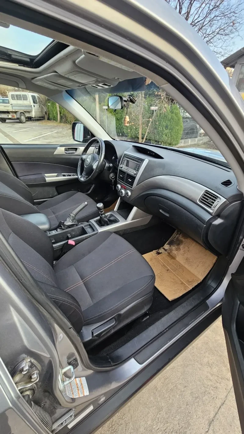 Subaru Forester, снимка 7 - Автомобили и джипове - 48650099