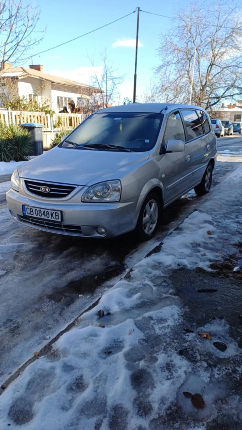 Kia Carens, снимка 11 - Автомобили и джипове - 48902373