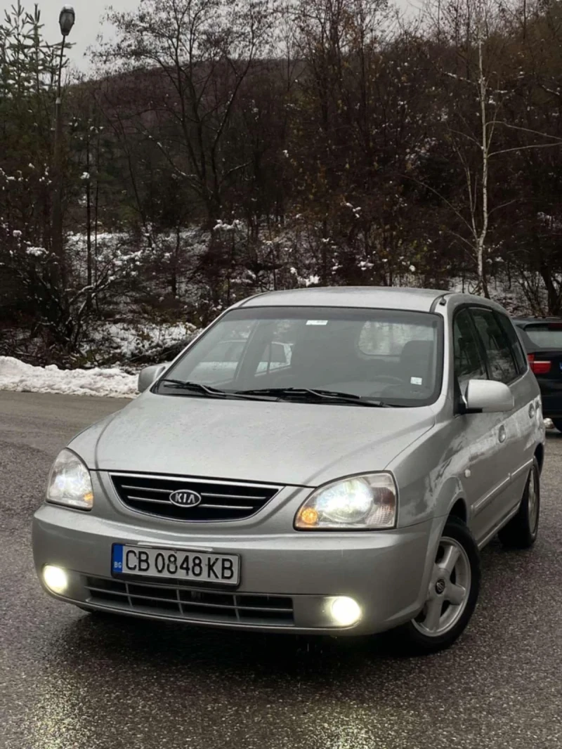 Kia Carens, снимка 1 - Автомобили и джипове - 48902373