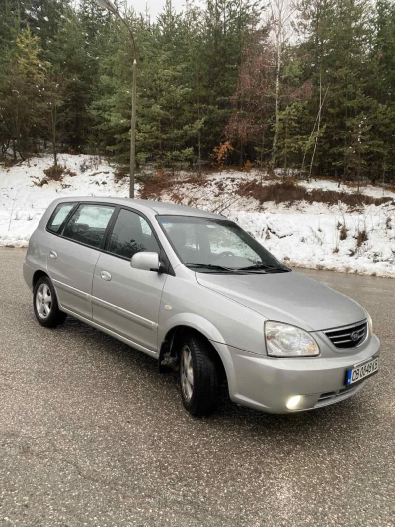 Kia Carens, снимка 4 - Автомобили и джипове - 48902373