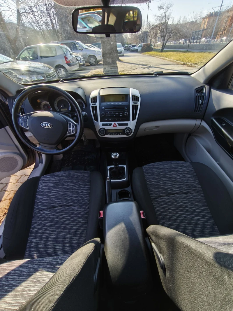 Kia Ceed 2.0 / газов инжекцион/, снимка 7 - Автомобили и джипове - 48982195