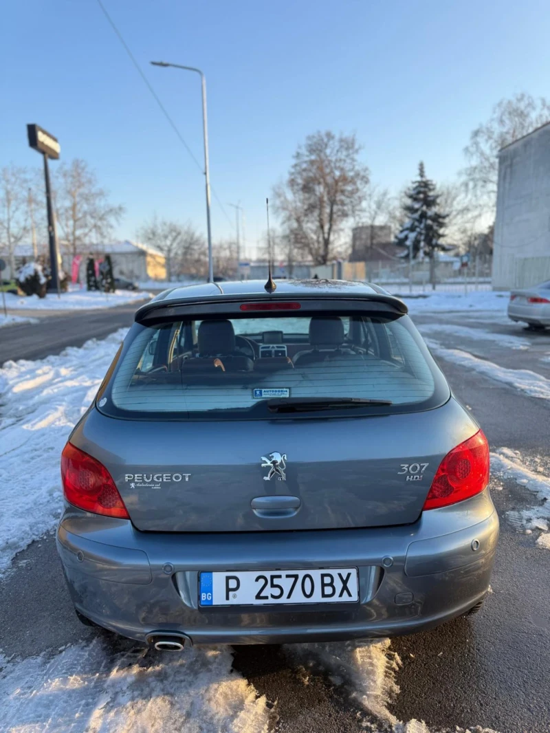 Peugeot 307 FACELIFT/КОЖА/ПОДГРЕВ/6 СК./ВСИЧКО ПЛ./ОБСЛУЖЕН, снимка 7 - Автомобили и джипове - 49237424