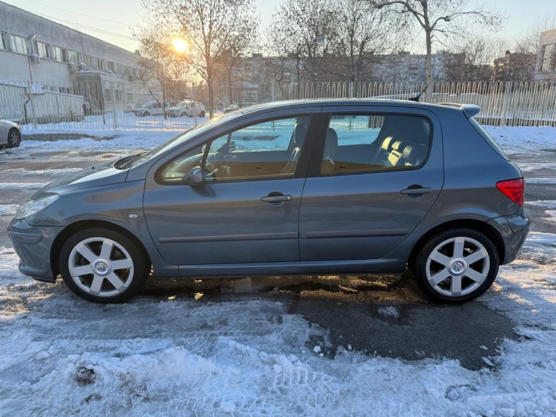 Peugeot 307 FACELIFT/КОЖА/ПОДГРЕВ/6 СК./ВСИЧКО ПЛ./ОБСЛУЖЕН, снимка 5 - Автомобили и джипове - 49237424