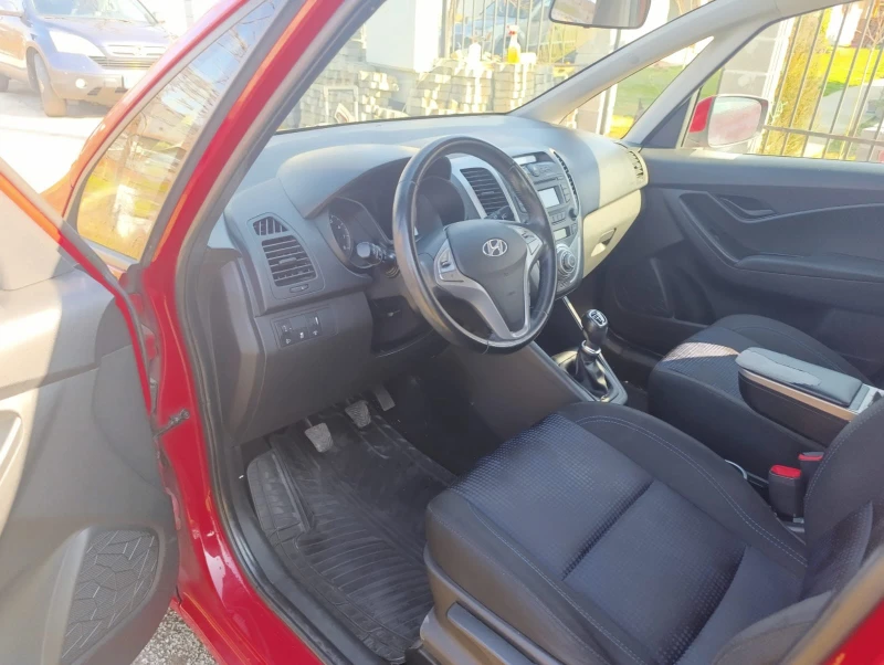 Hyundai Ix20 Австрия, снимка 13 - Автомобили и джипове - 49416864