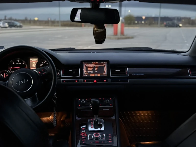 Audi A8, снимка 17 - Автомобили и джипове - 52298369