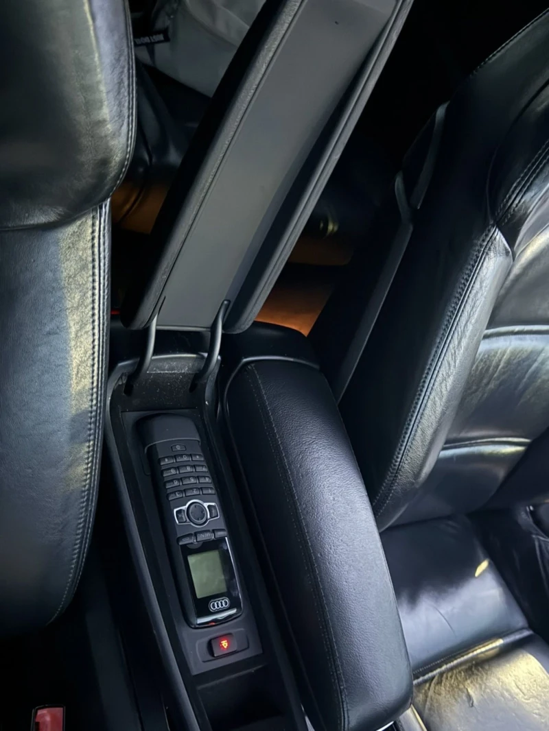 Audi A8, снимка 13 - Автомобили и джипове - 52298369