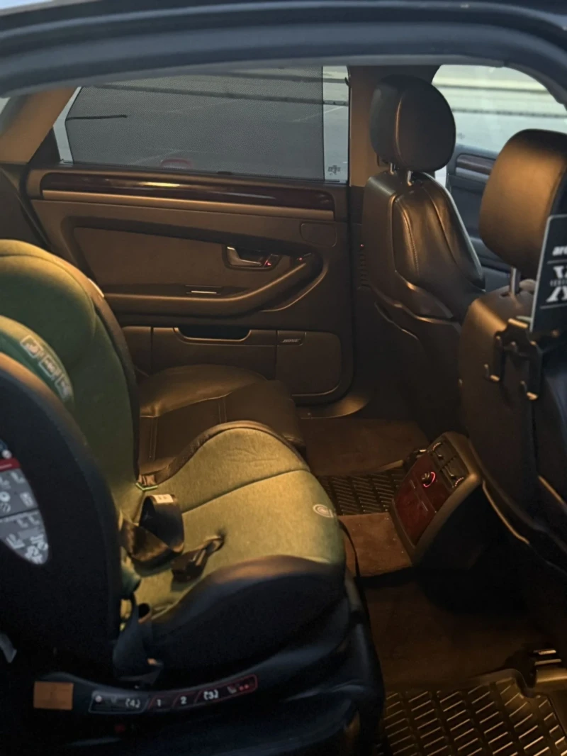 Audi A8, снимка 5 - Автомобили и джипове - 52298369