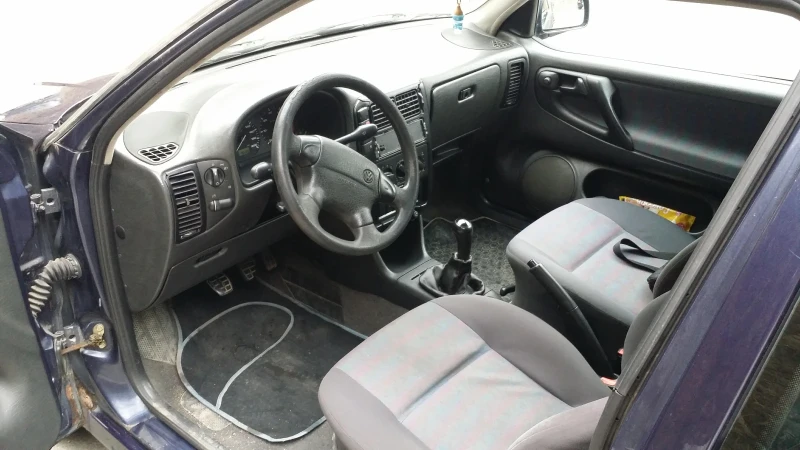 VW Polo 1.4, снимка 4 - Автомобили и джипове - 52803260