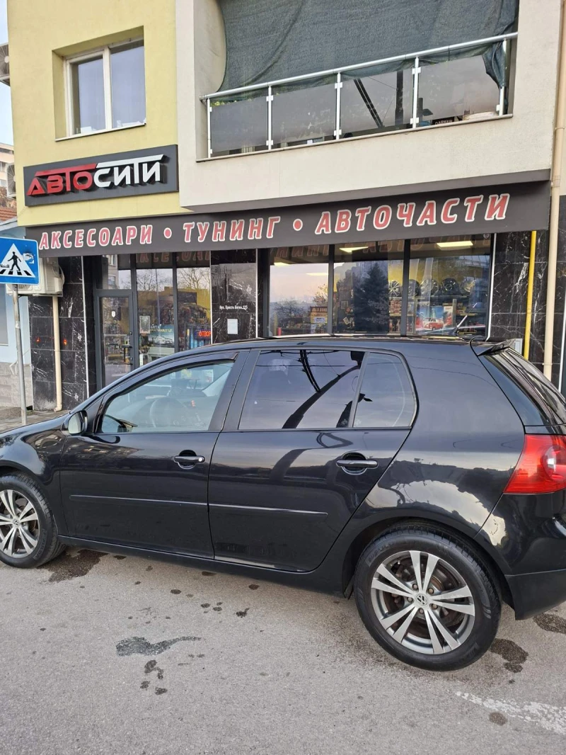VW Golf 1.9TDI  (105кс), снимка 4 - Автомобили и джипове - 52839744