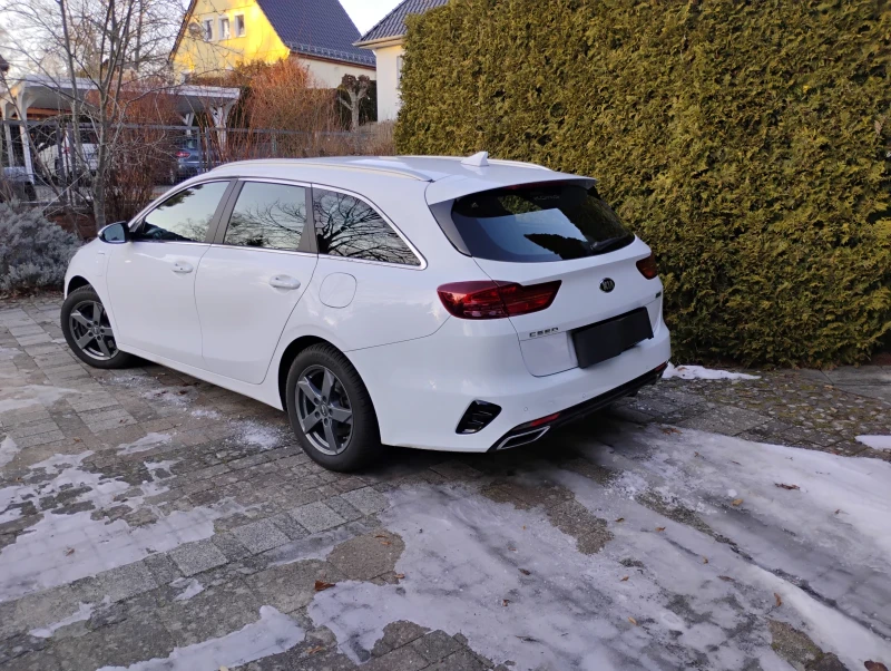 Kia Ceed Sportswagon , снимка 3 - Автомобили и джипове - 53232910