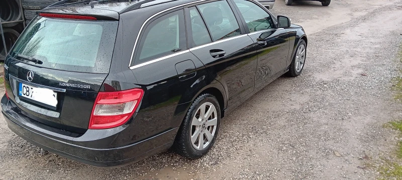 Mercedes-Benz C 180 Kompressor, снимка 5 - Автомобили и джипове - 53296391