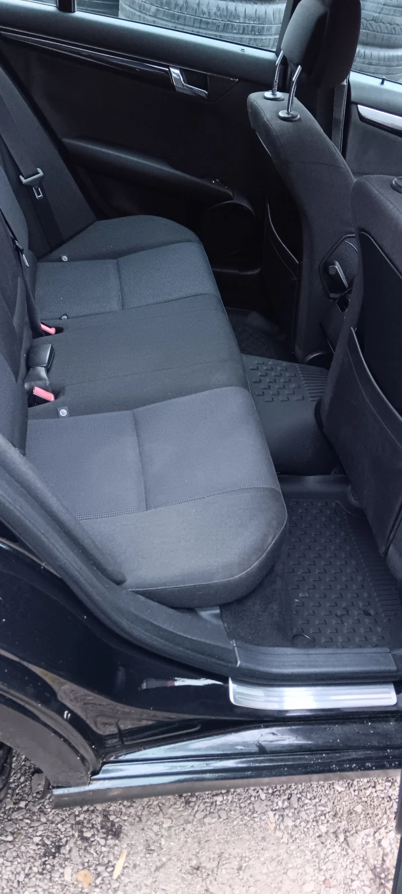 Mercedes-Benz C 180 Kompressor, снимка 7 - Автомобили и джипове - 53296391