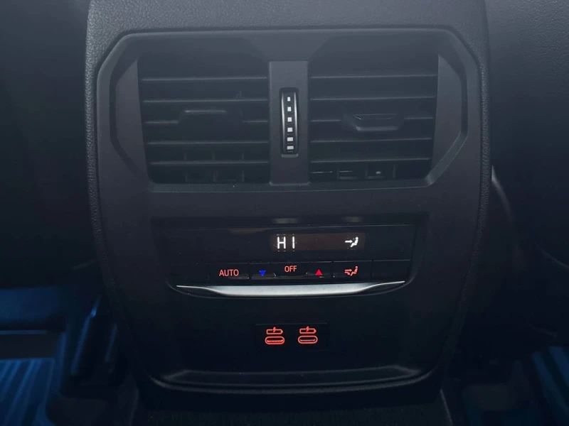 BMW 330 * xDrive * CARFAX * ПОДГРЕВИ * КАМЕРА * ШИБИДАХ, снимка 10 - Автомобили и джипове - 53434477