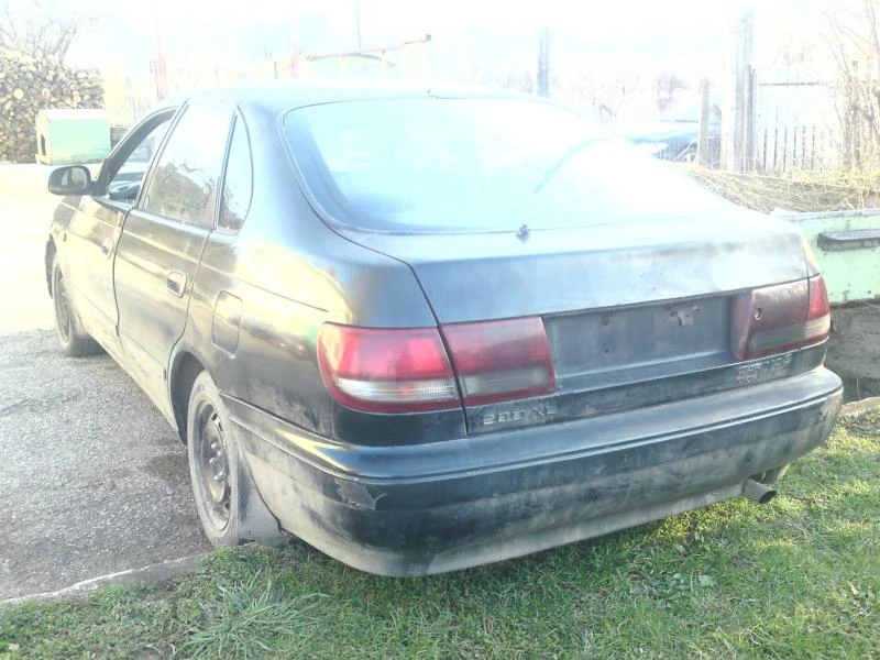 Toyota Carina, снимка 3 - Автомобили и джипове - 47169176