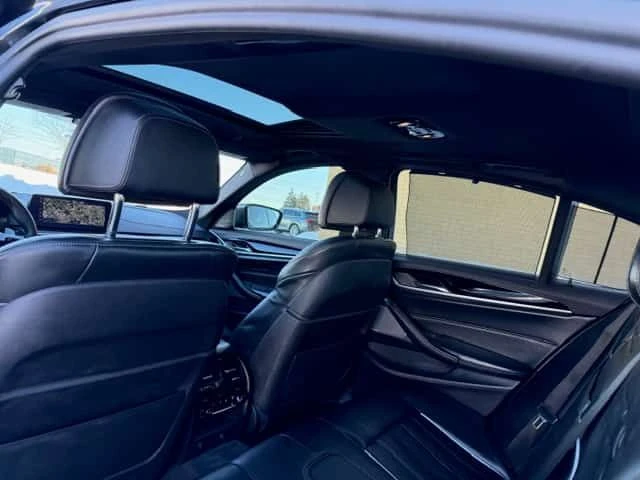 BMW 550 * xDrive * CARFAX * ���� * HARMAN KARDON * KEYLESS | Mobile.bg � ����������� 14