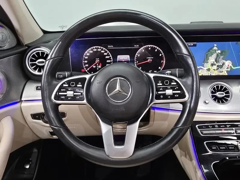 Mercedes-Benz E 300, снимка 13 - Автомобили и джипове - 56740279