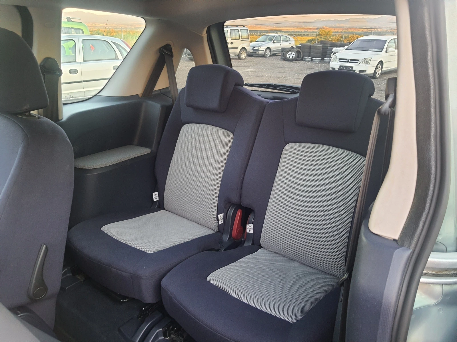 Peugeot 1007 1.4 | Mobile.bg — изображение 12