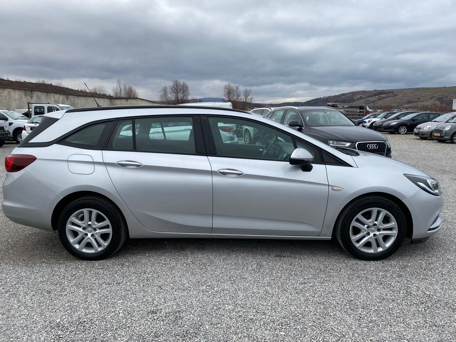 Opel Astra 1.6cdti bisnes - изображение 5