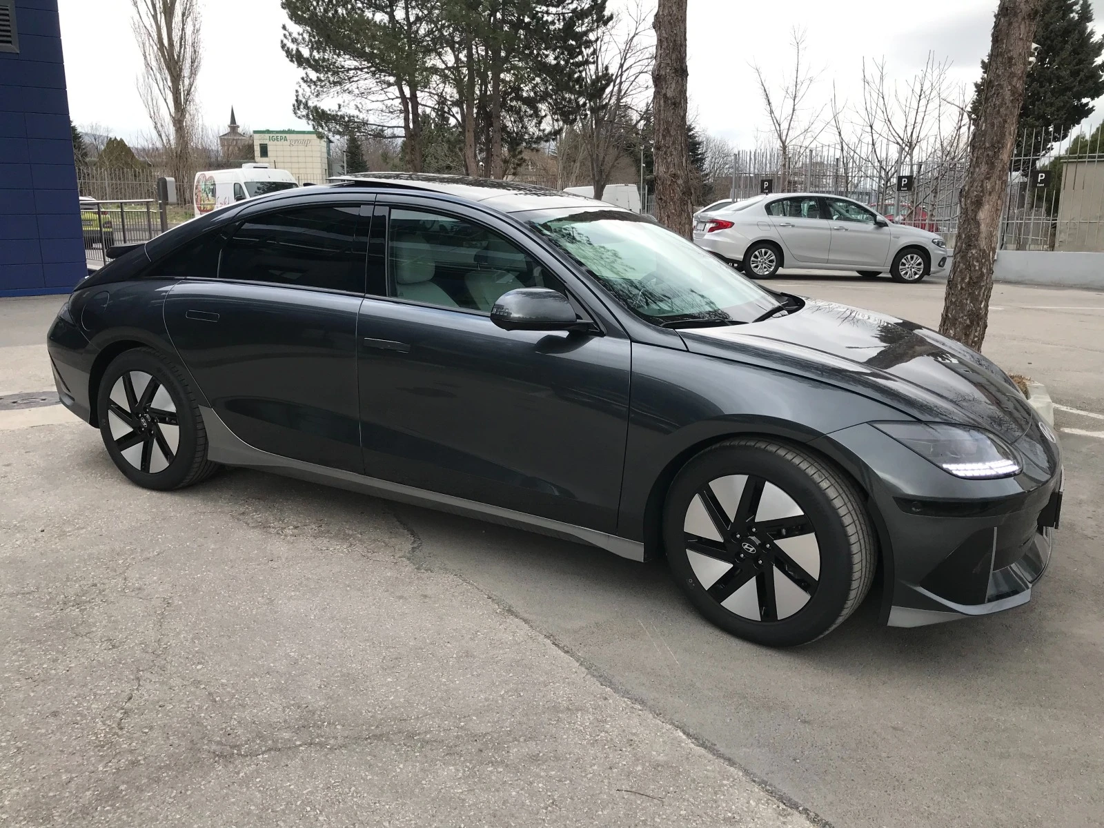 Hyundai Ioniq 6 Premium 77.4KW/h - изображение 3