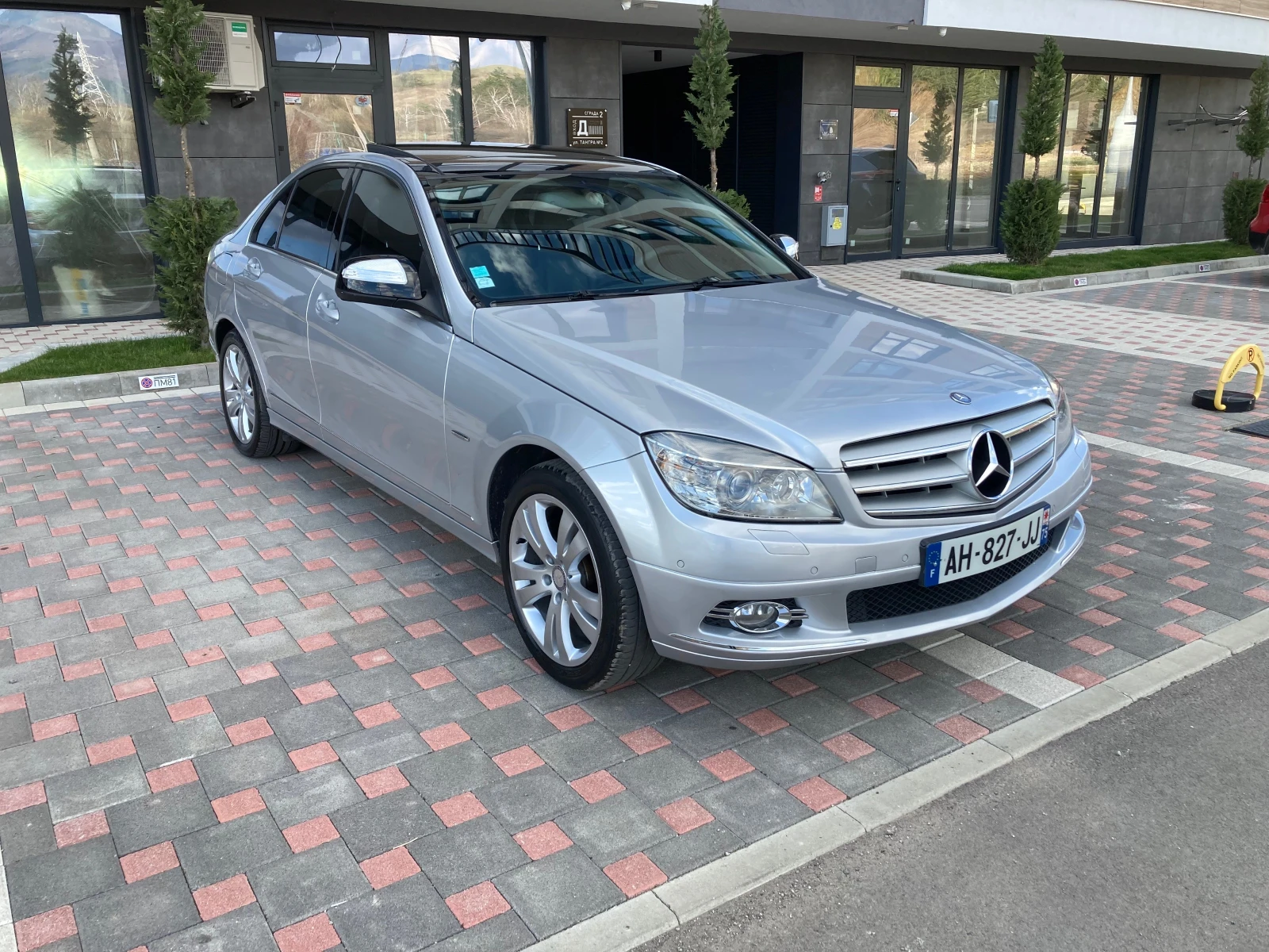 Mercedes-Benz C 350  - изображение 3