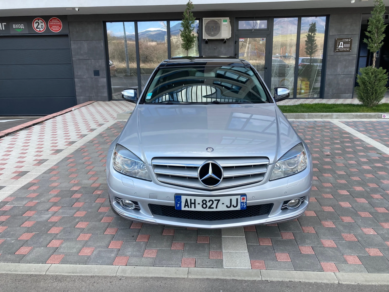 Mercedes-Benz C 350  - изображение 2