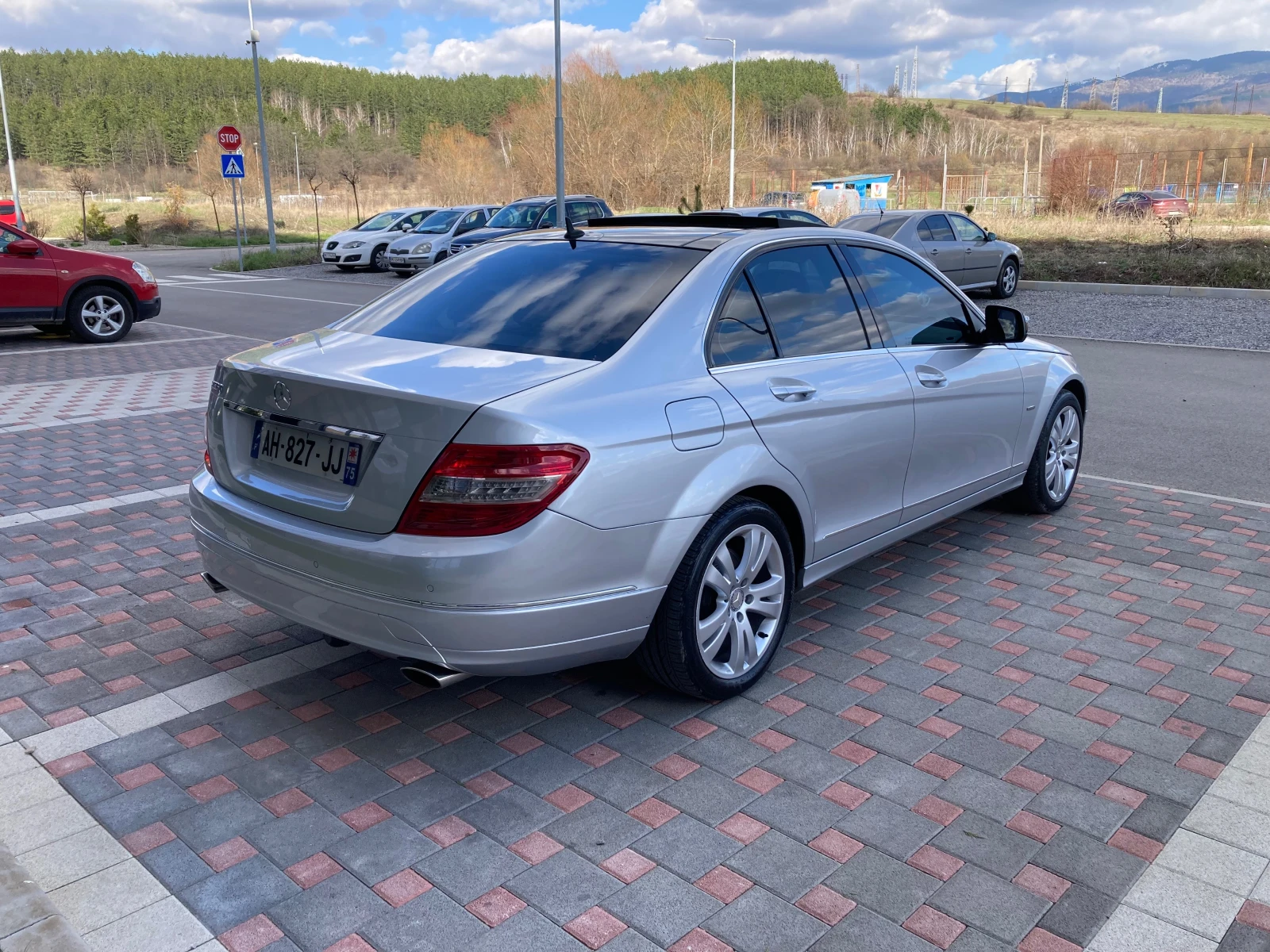 Mercedes-Benz C 350  - изображение 5