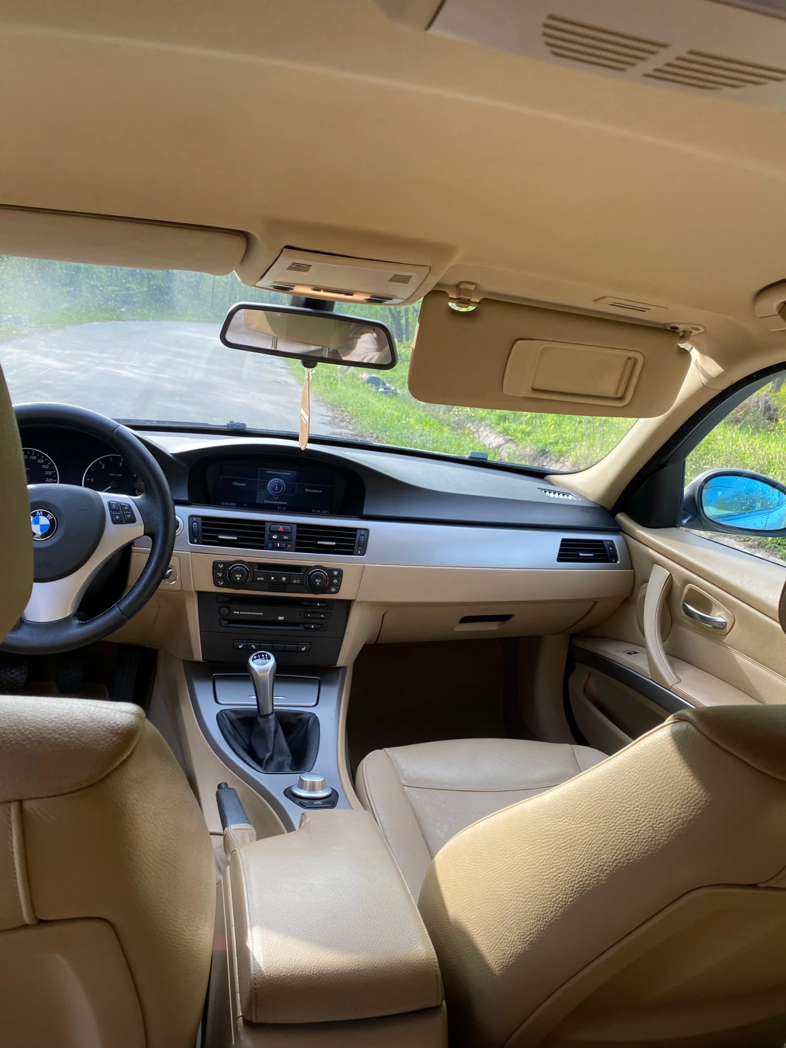BMW 320 2.0, 163 - изображение 10
