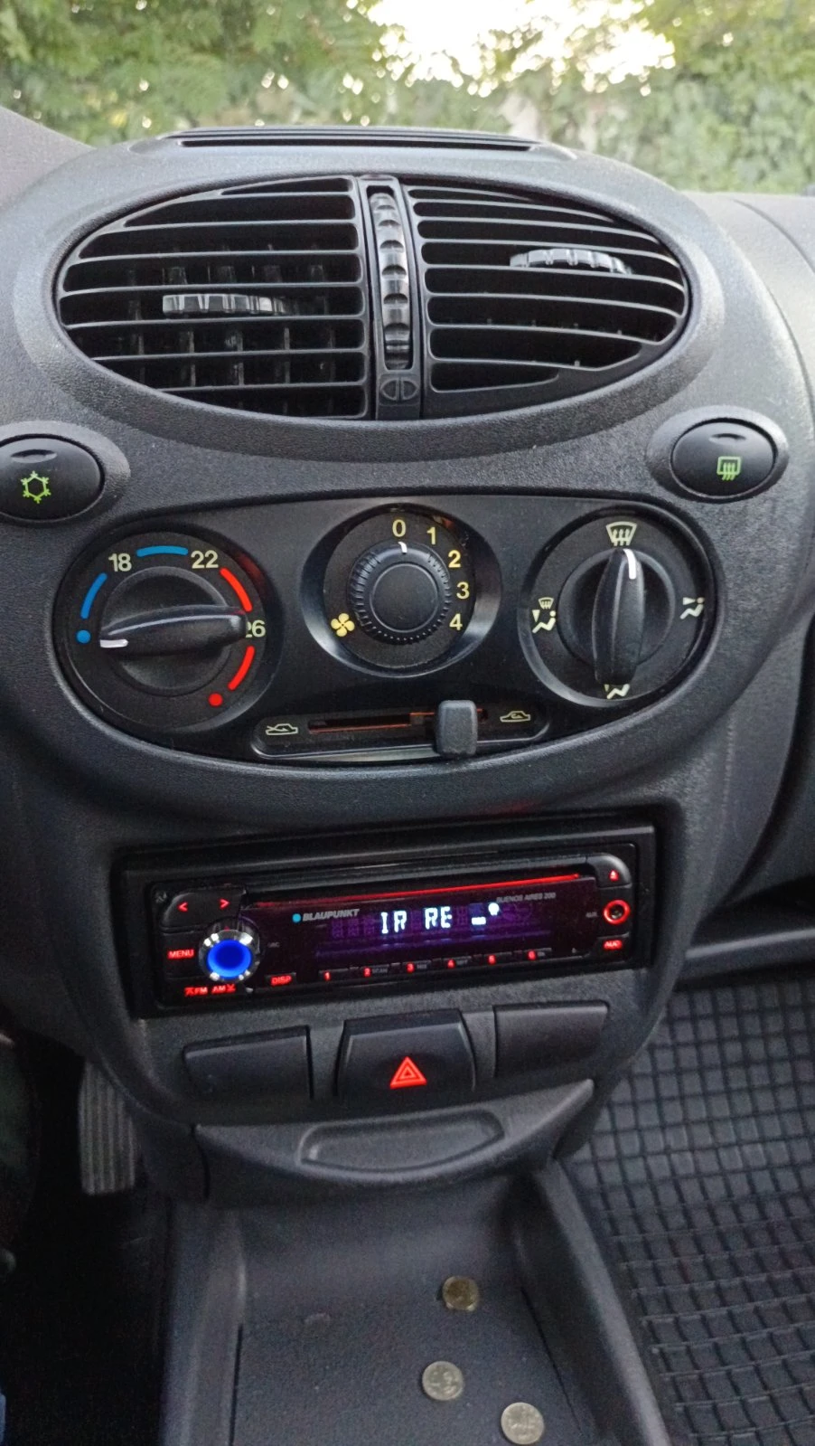 Lada Kalina 1.4 - изображение 10