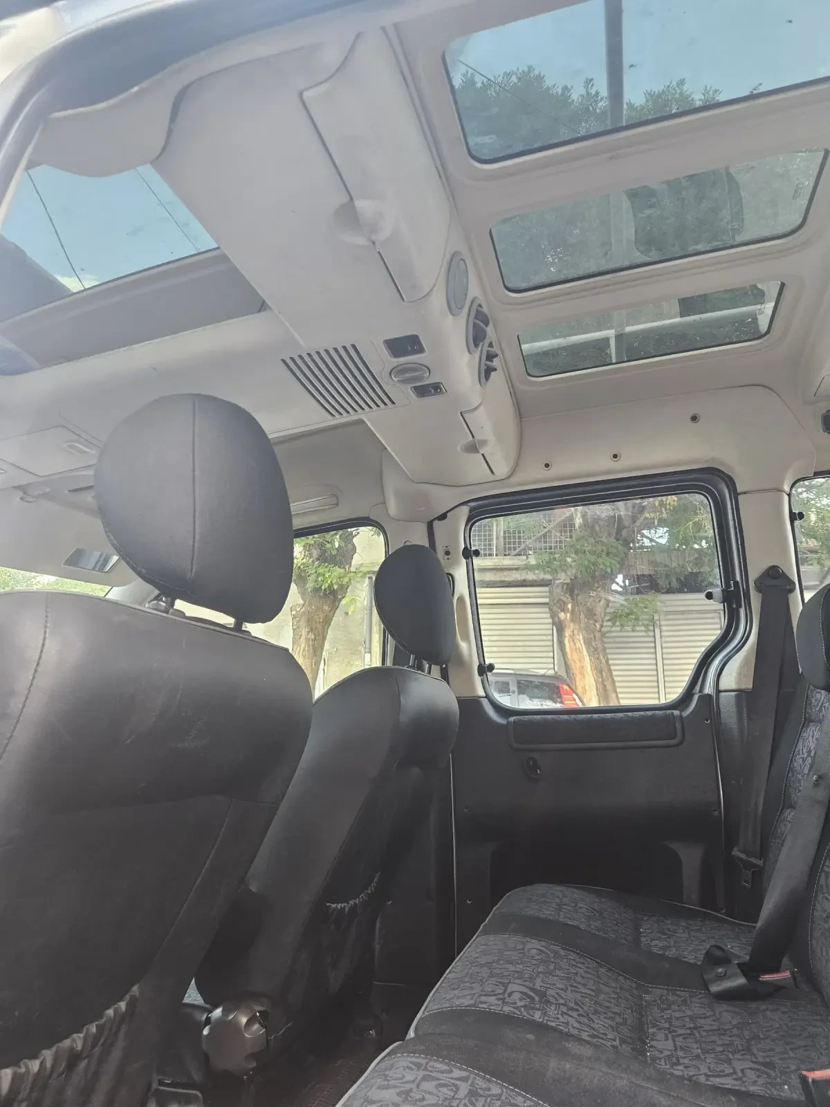 Peugeot Partner 2.0HDI* QUICKSILVER* Navi* Panorama - изображение 3