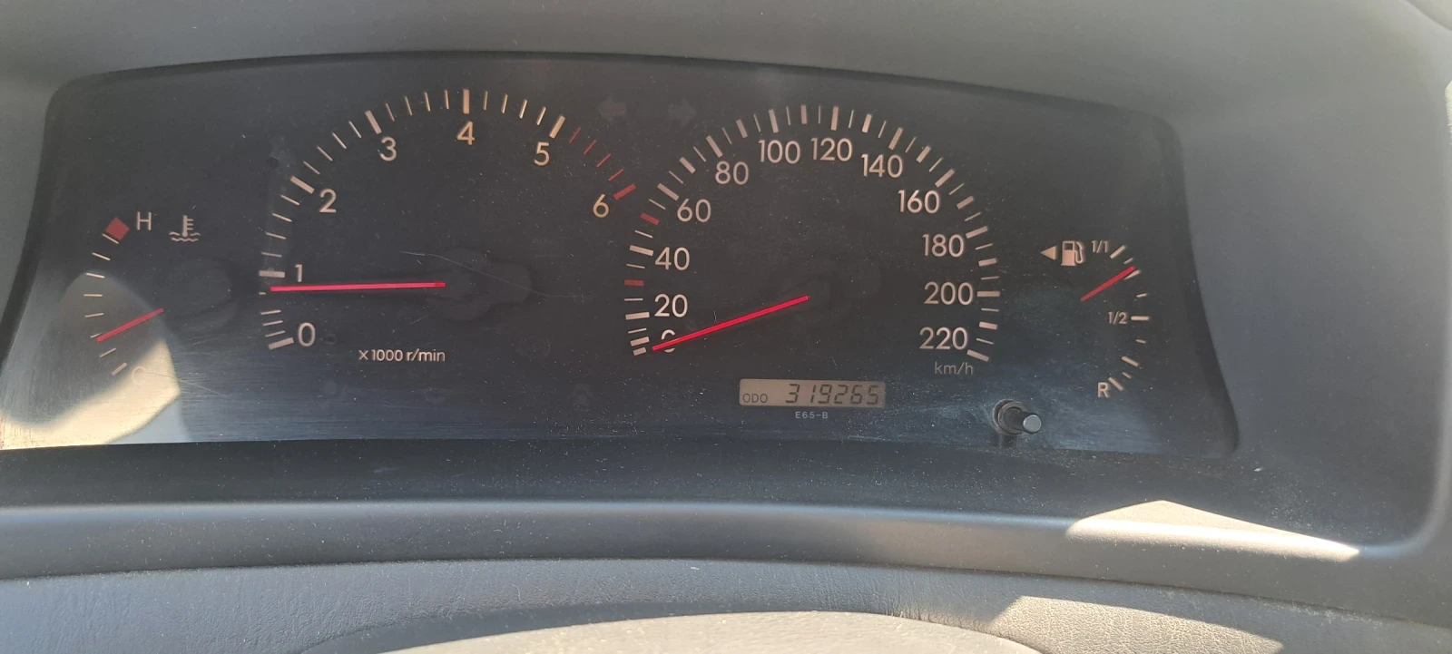 Toyota Corolla verso  - изображение 9