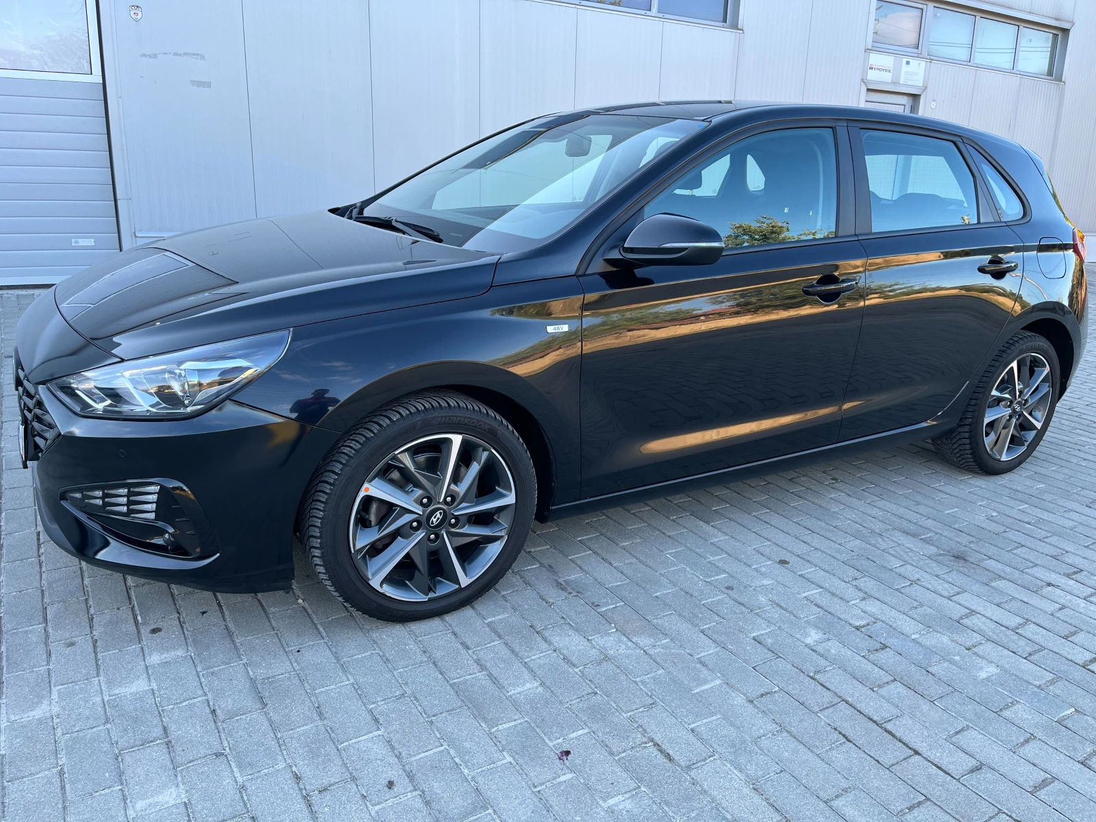 Hyundai I30 1.0 TURBO M-HEV 48V - изображение 3