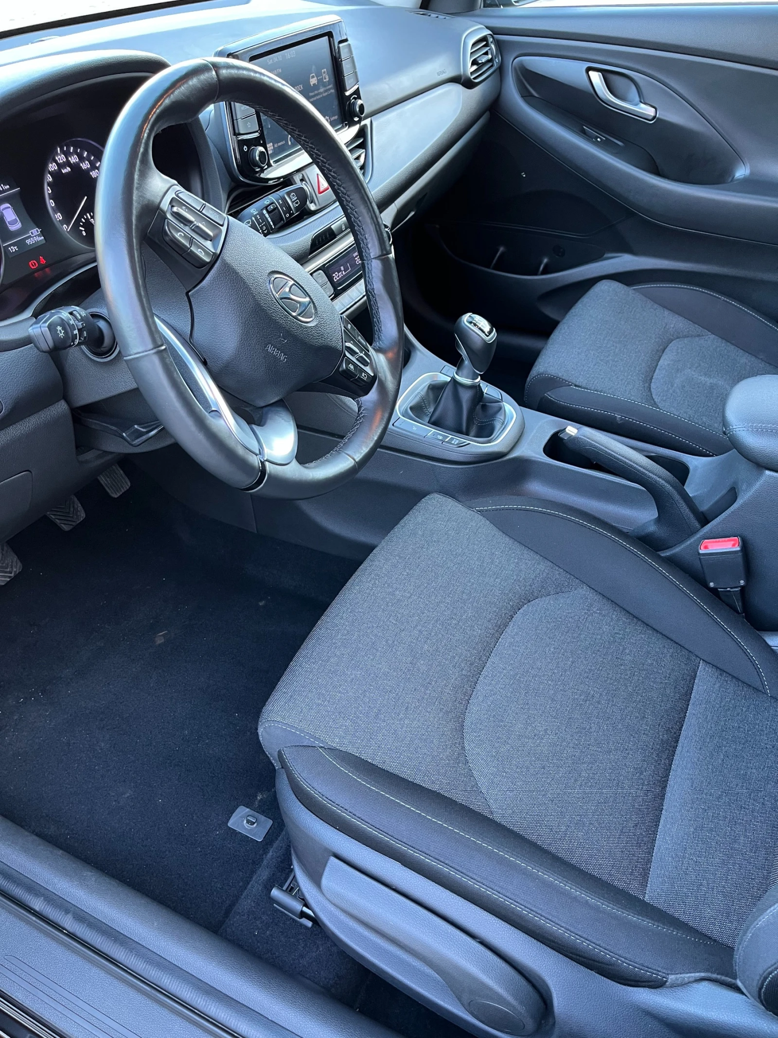 Hyundai I30 1.0 TURBO M-HEV 48V - изображение 10