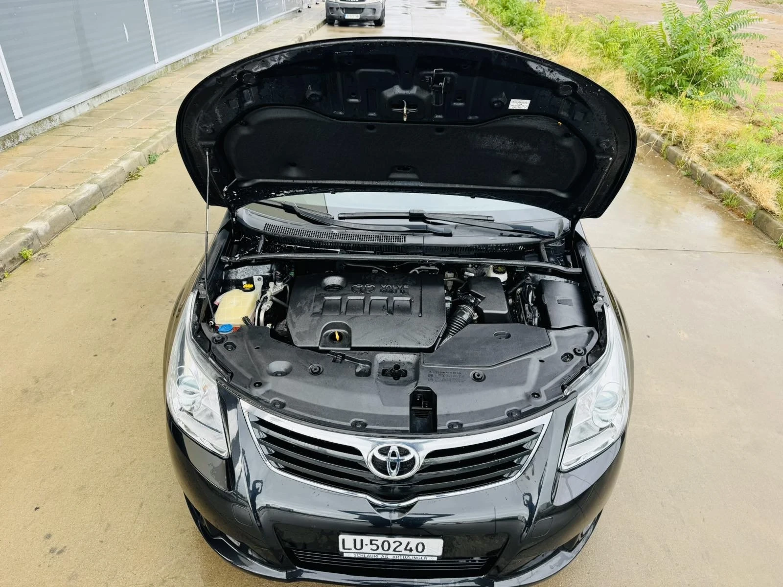 Toyota Avensis 1.8 Linea Luna - изображение 4