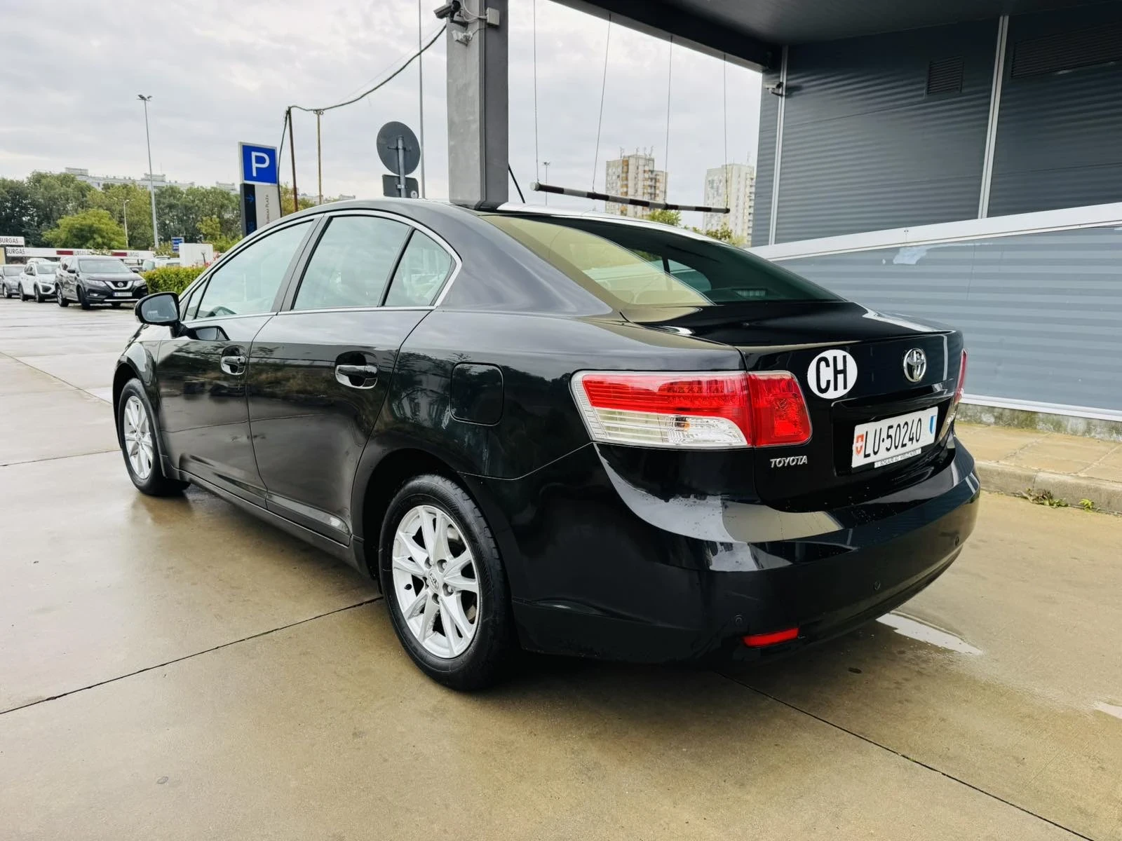 Toyota Avensis 1.8 Linea Luna - изображение 6