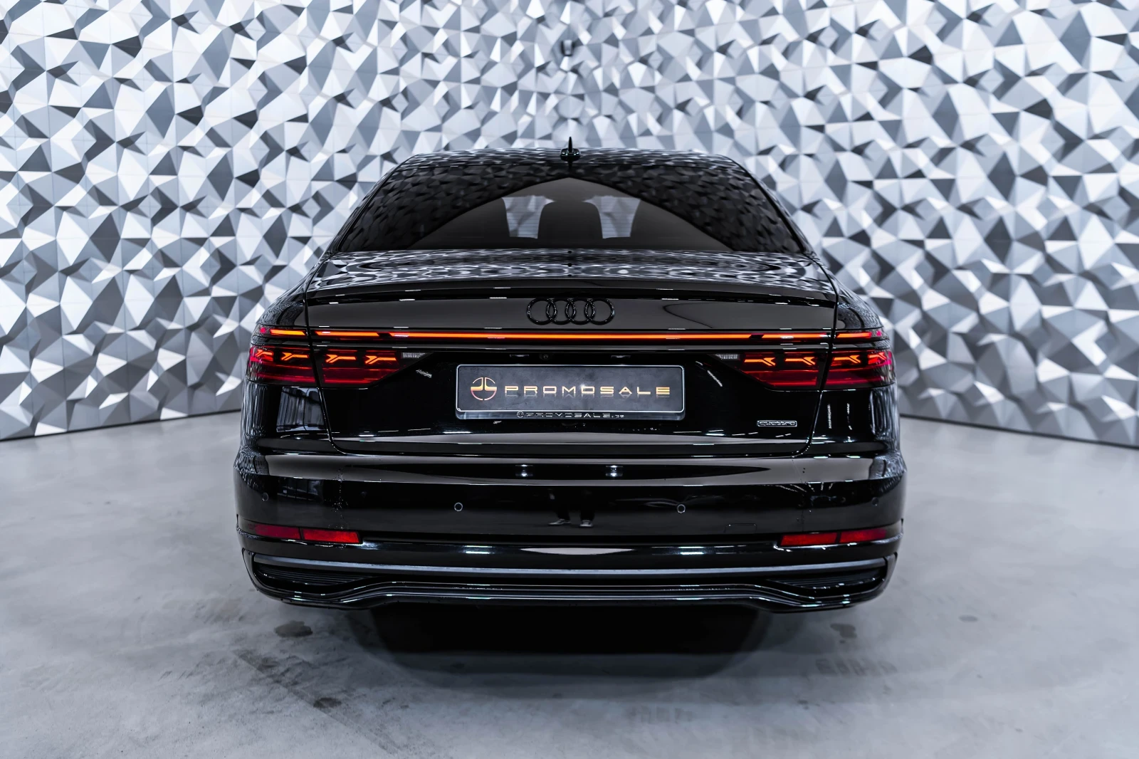 Audi A8 60 TFSI E-tron* Exclusive* Лизинг* B&O - изображение 5