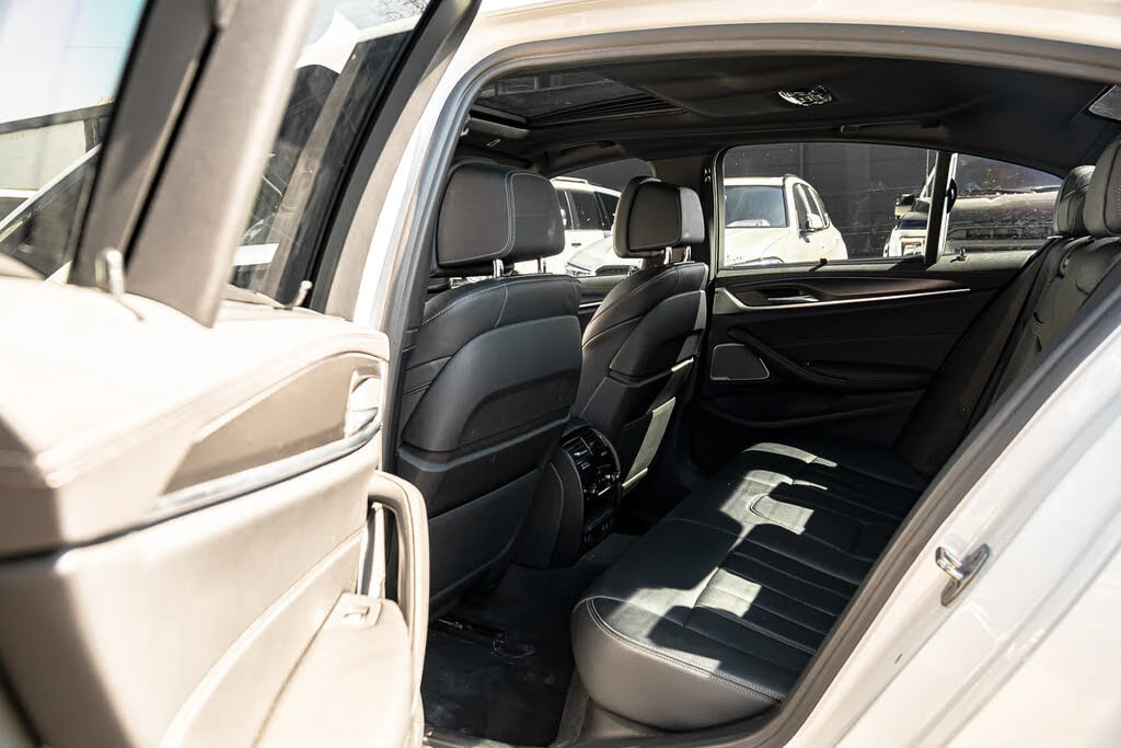 BMW 540 *  *    *   *  | Mobile.bg   13