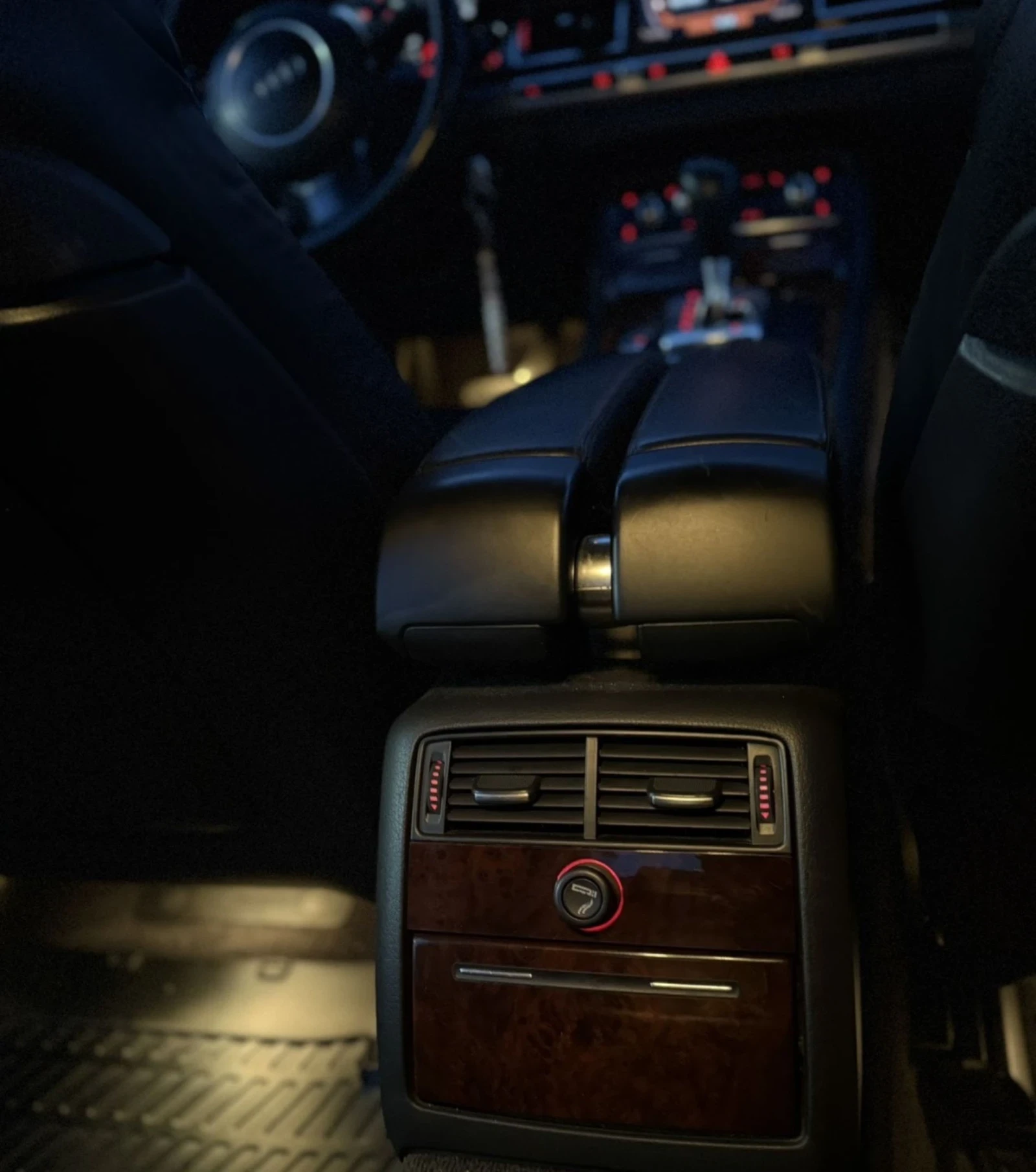 Audi A8 | Mobile.bg � ����������� 3