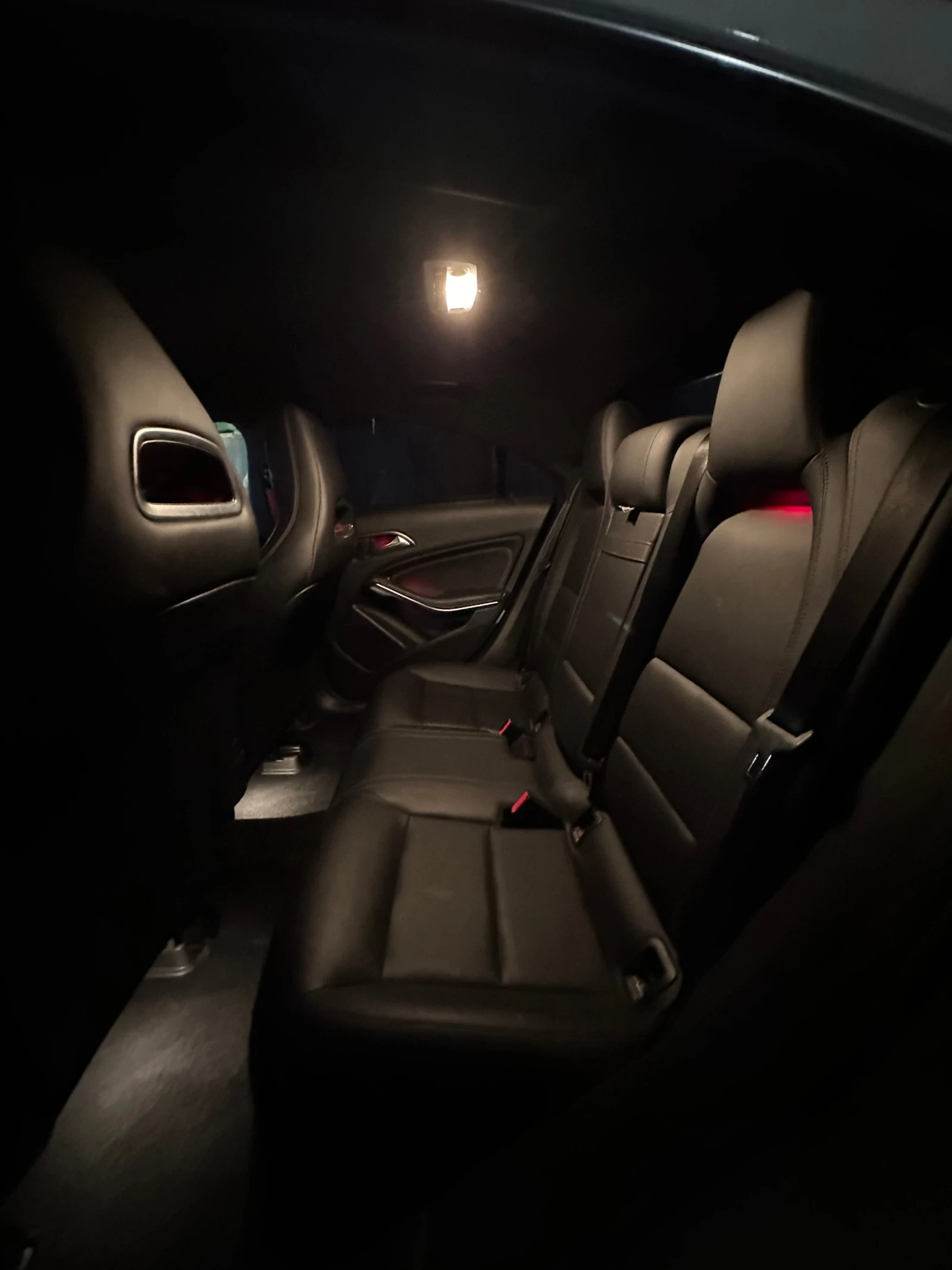 Mercedes-Benz CLA 250 AMG-line, 4 matic  - изображение 7