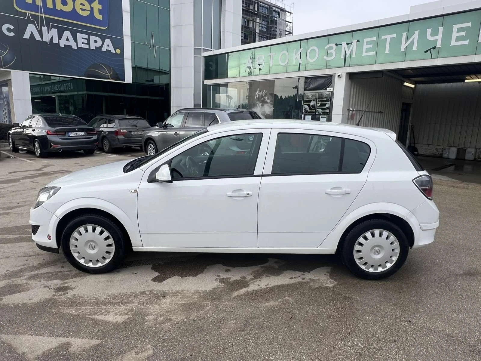 Opel Astra ТОП* РЕГИСТРИРАНА, снимка 6 - Автомобили и джипове - 53796165