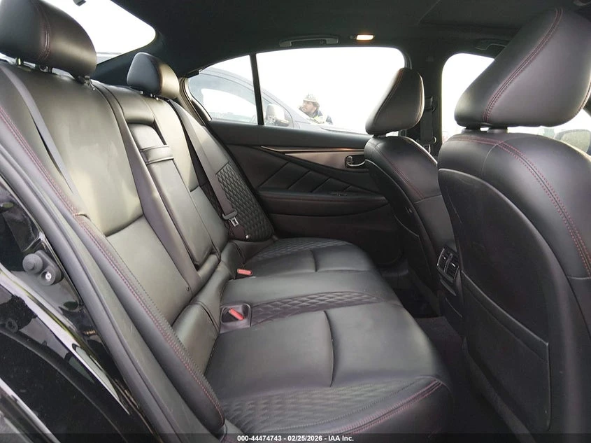 Infiniti Q50 3.0l 3.0T Red Sport 400 - изображение 8