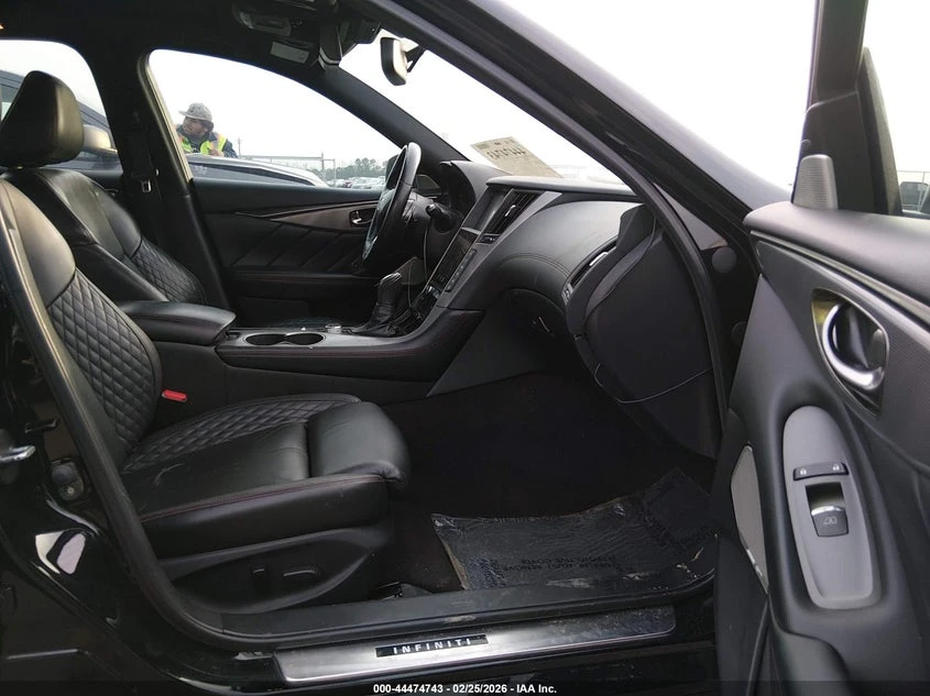 Infiniti Q50 3.0l 3.0T Red Sport 400 - изображение 5