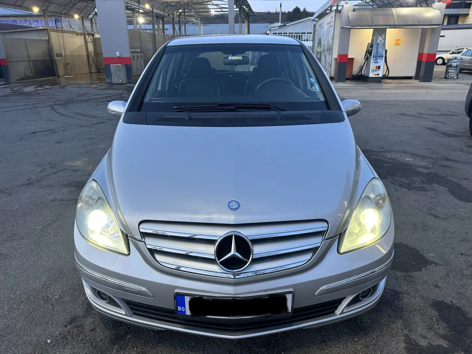 Mercedes-Benz B 180, снимка 14 - Автомобили и джипове - 53880597