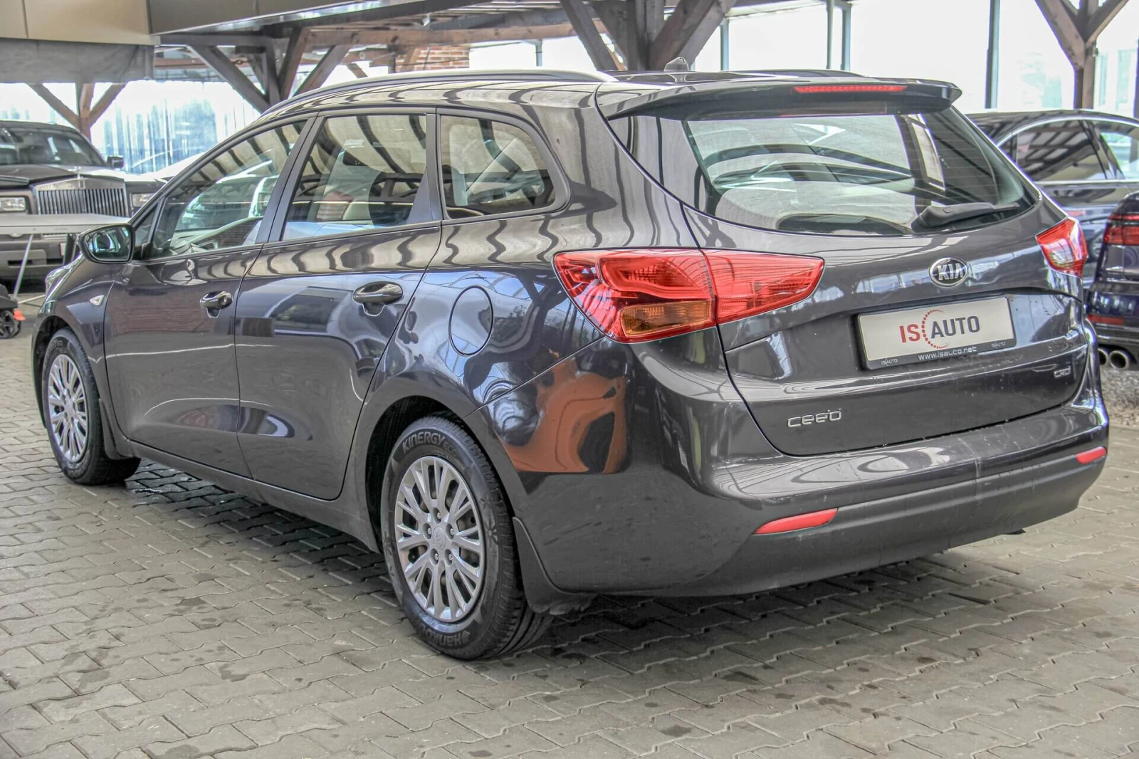 Kia Ceed 1.6CRDI/Климатик/МултиВолан/USB/Android, снимка 5 - Автомобили и джипове - 54357948